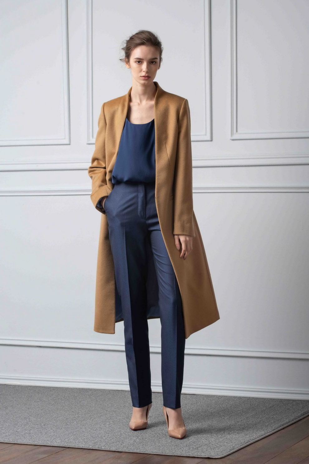 Women's Custom Wool-Cashmere Coat | Made-to-Measure | Lady Bespoke